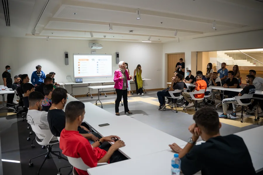 A library information literacy session in progress