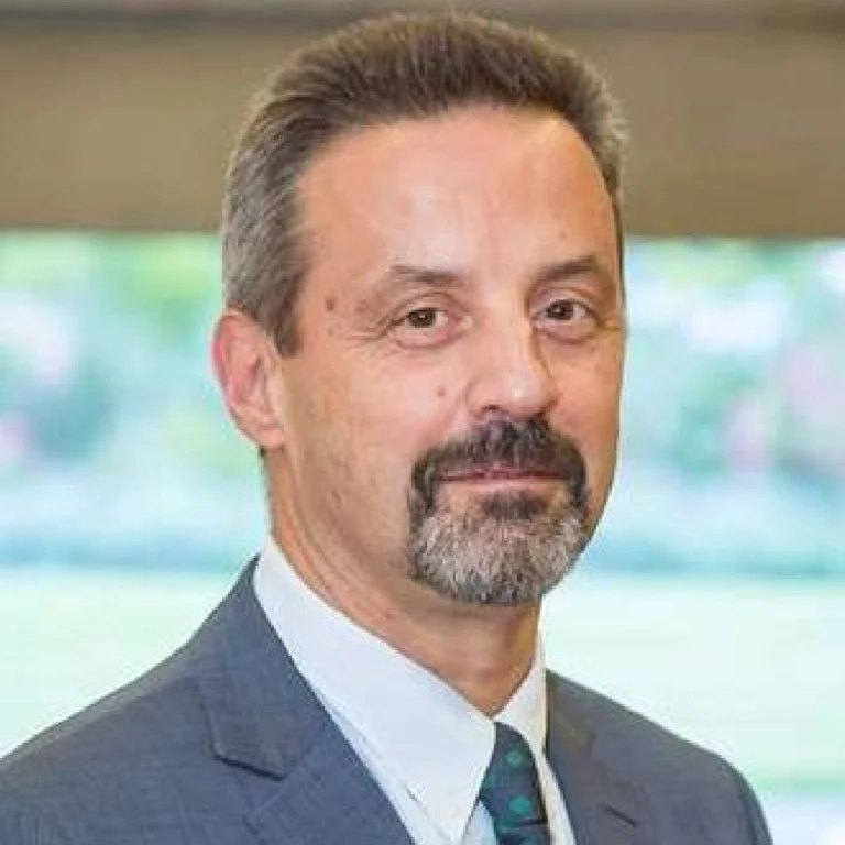 Dr. João Sàágua